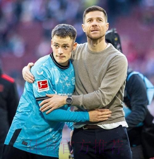 德天空:阿隆索和维尔茨有可能一起加盟皇马 德天空:阿隆索和维尔茨有可能一起加盟皇马